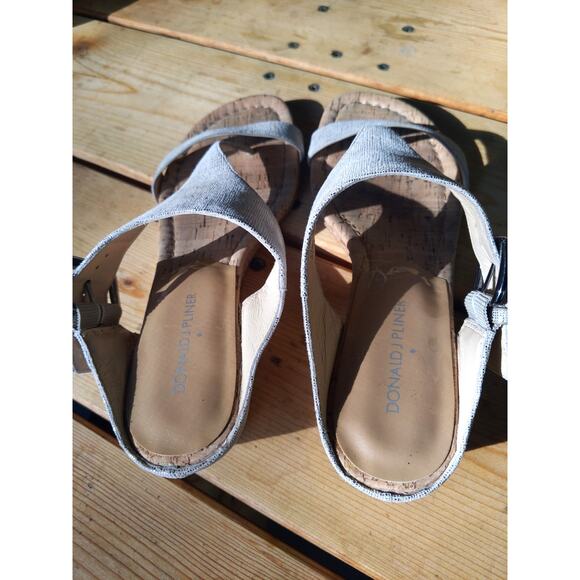 DONALD J PLINER Silver Metallic Cork Wedge Sandals Strappy Adjustable 8M - Picture 3 of 10